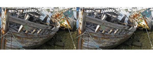 262_LSentis Cimetiere de bateaux dans le port de Camaret_L975_b.jpg